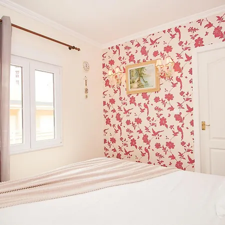 Maravilloso Vistas Al Mar, En Primera Linea Playa דירה *